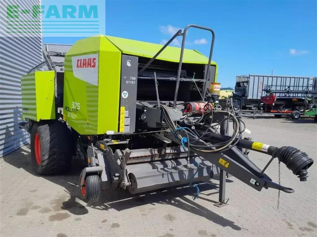 CLAAS rollant 375 - uniwrap - Vierkante balenpers: afbeelding 4 CLAAS rollant 375 - uniwrap - Vierkante balenpers: afbeelding 4