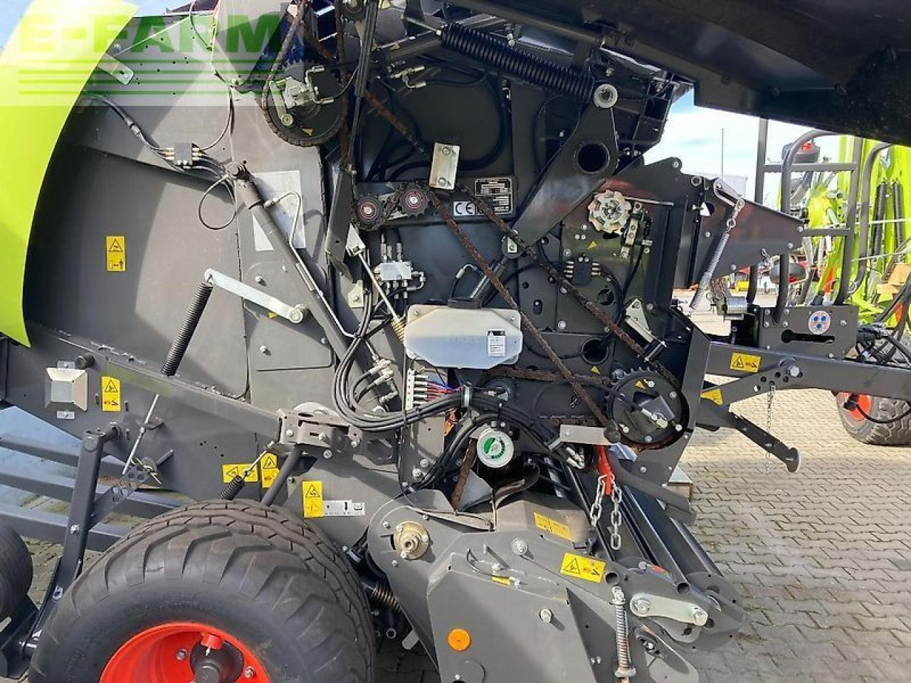 CLAAS variant 460 rc pro - variable rundballenpresse - Vierkante balenpers: afbeelding 5 CLAAS variant 460 rc pro - variable rundballenpresse - Vierkante balenpers: afbeelding 5