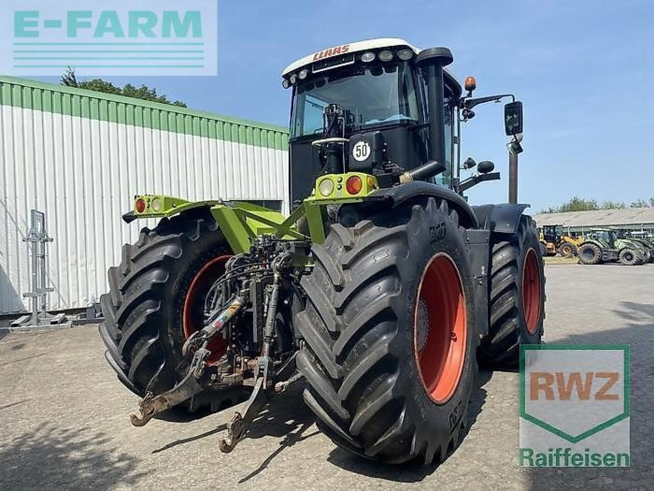 CLAAS xerion 3300 trac vc TRAC VC - Tractor: afbeelding 2 CLAAS xerion 3300 trac vc TRAC VC - Tractor: afbeelding 2