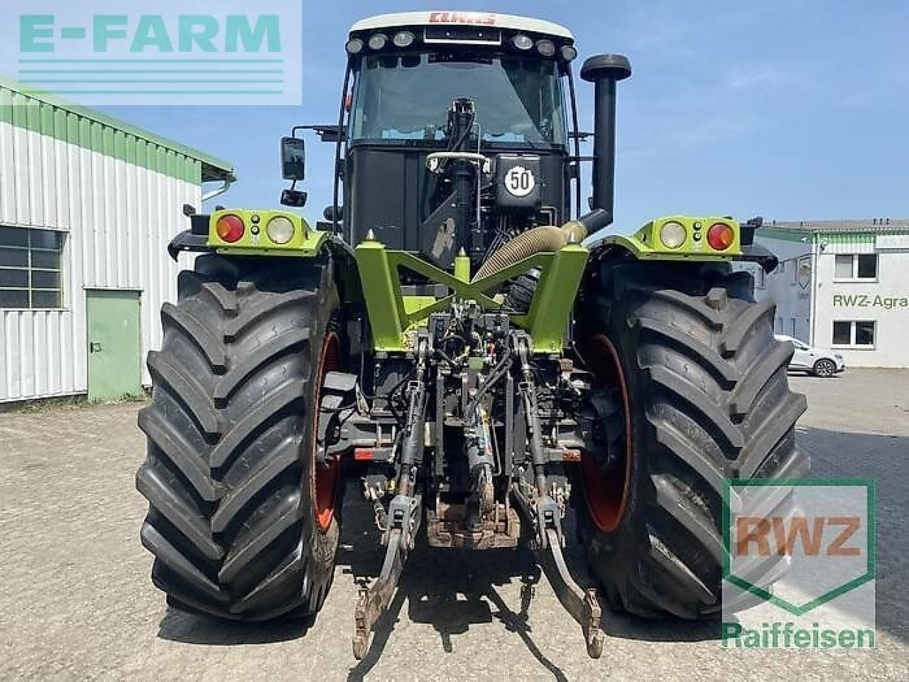 CLAAS xerion 3300 trac vc TRAC VC - Tractor: afbeelding 3 CLAAS xerion 3300 trac vc TRAC VC - Tractor: afbeelding 3