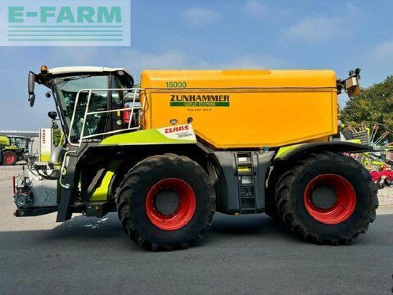 CLAAS xerion 4000 saddle trac, zunhammer acx 16 cbm SADDLE TRAC - Tractor: afbeelding 2 CLAAS xerion 4000 saddle trac, zunhammer acx 16 cbm SADDLE TRAC - Tractor: afbeelding 2