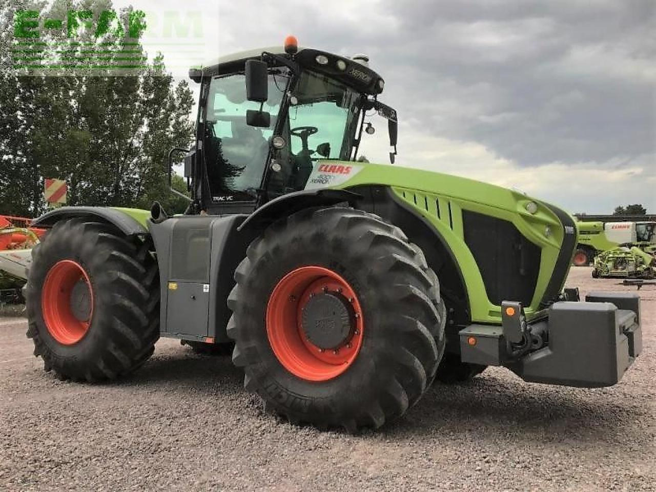 CLAAS xerion 4000 trac vc TRAC VC - Tractor: afbeelding 3 CLAAS xerion 4000 trac vc TRAC VC - Tractor: afbeelding 3