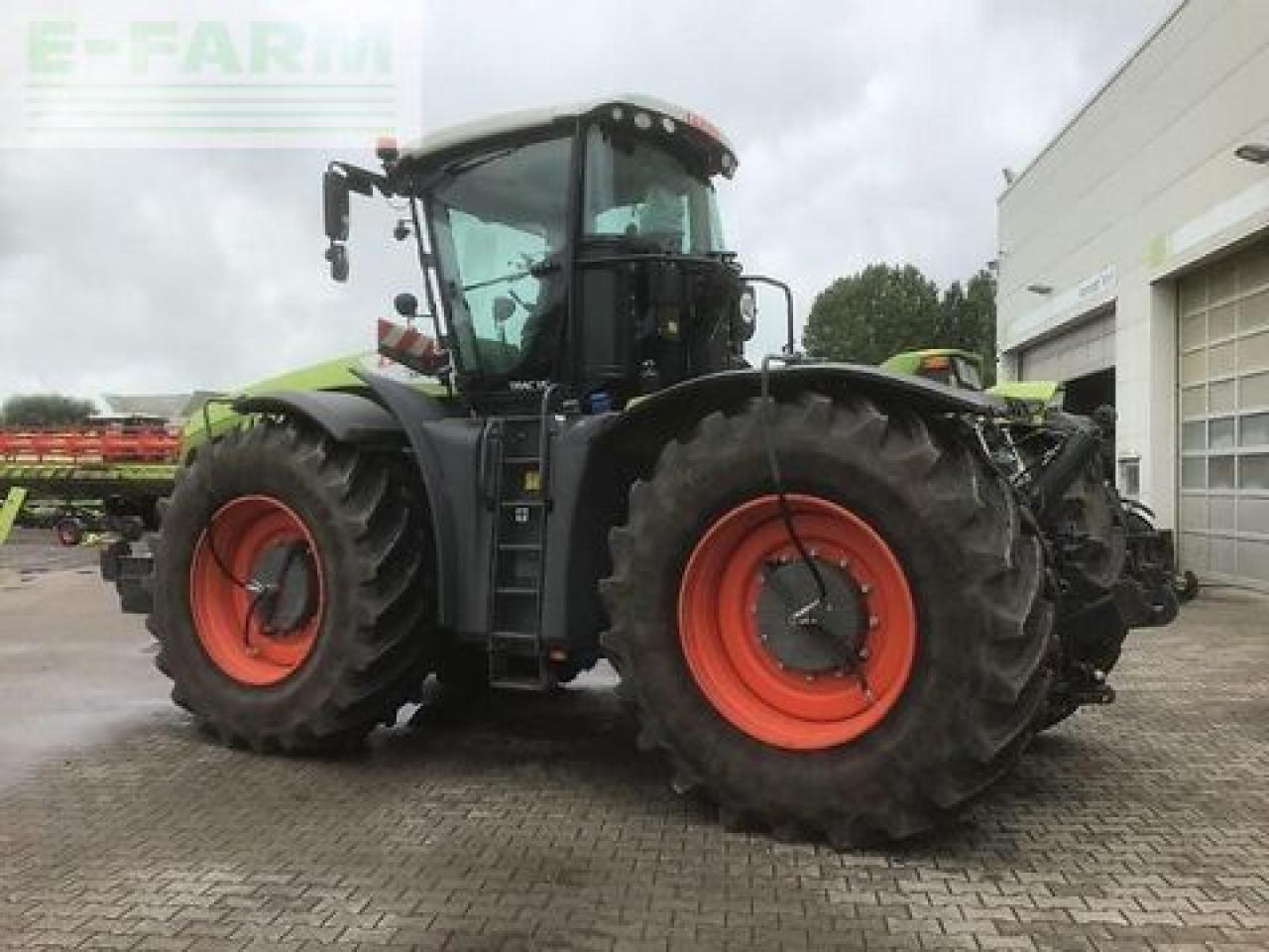 CLAAS xerion 4200 trac vc TRAC VC - Tractor: afbeelding 4 CLAAS xerion 4200 trac vc TRAC VC - Tractor: afbeelding 4