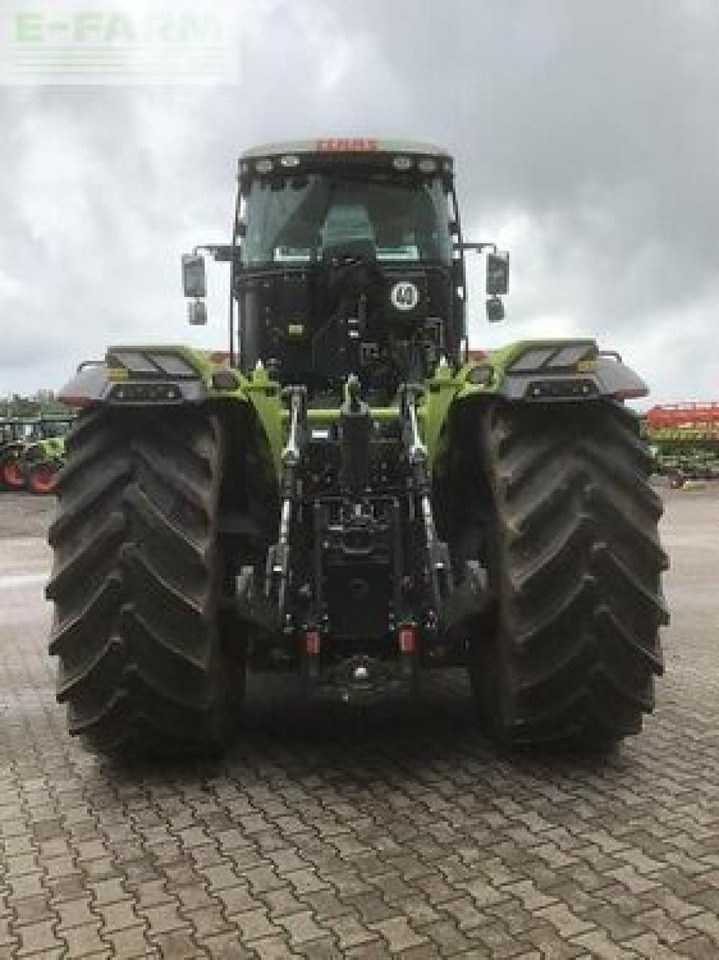 CLAAS xerion 4200 trac vc TRAC VC - Tractor: afbeelding 5 CLAAS xerion 4200 trac vc TRAC VC - Tractor: afbeelding 5