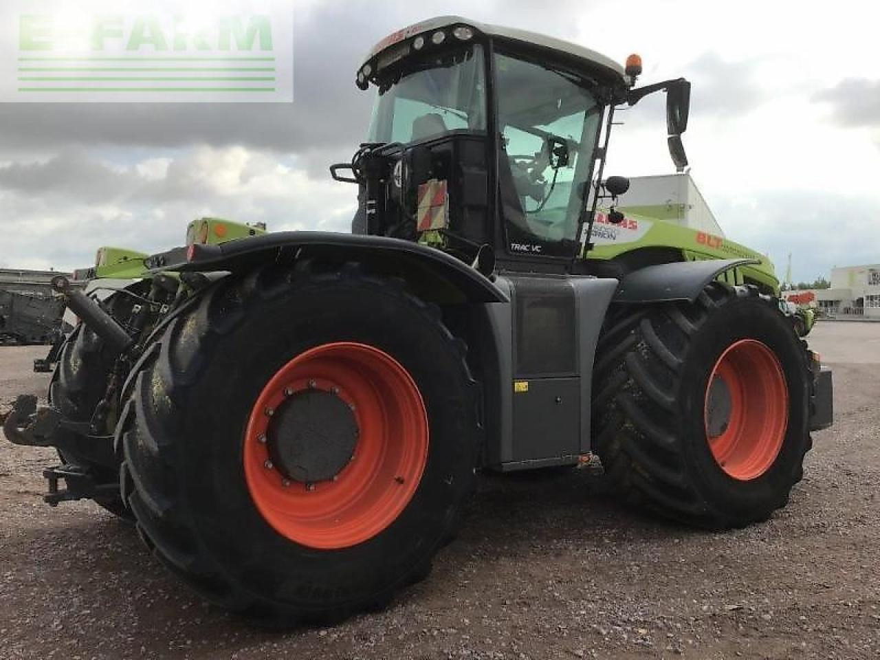 CLAAS xerion 5000 trac TRAC - Tractor: afbeelding 4 CLAAS xerion 5000 trac TRAC - Tractor: afbeelding 4