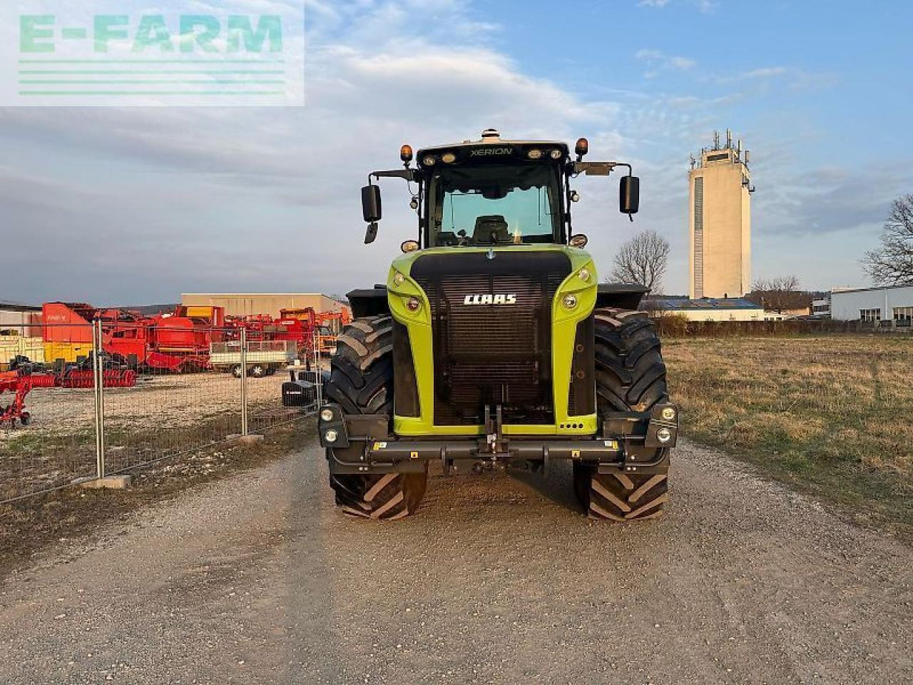 CLAAS xerion 5000 trac vc TRAC VC - Tractor: afbeelding 2 CLAAS xerion 5000 trac vc TRAC VC - Tractor: afbeelding 2
