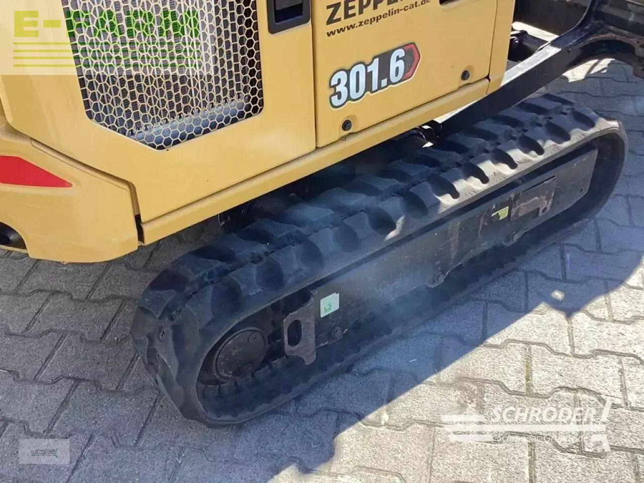 Caterpillar 301.6 + böckmann anhänger - Minigraafmachine: afbeelding 4 Caterpillar 301.6 + böckmann anhänger - Minigraafmachine: afbeelding 4
