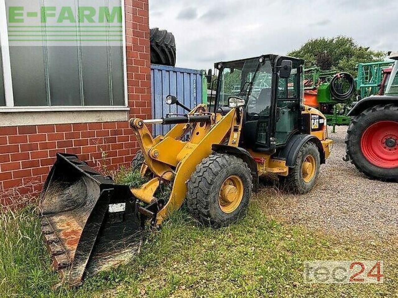 Caterpillar 906 m - Minigraafmachine: afbeelding 1 Caterpillar 906 m - Minigraafmachine: afbeelding 1