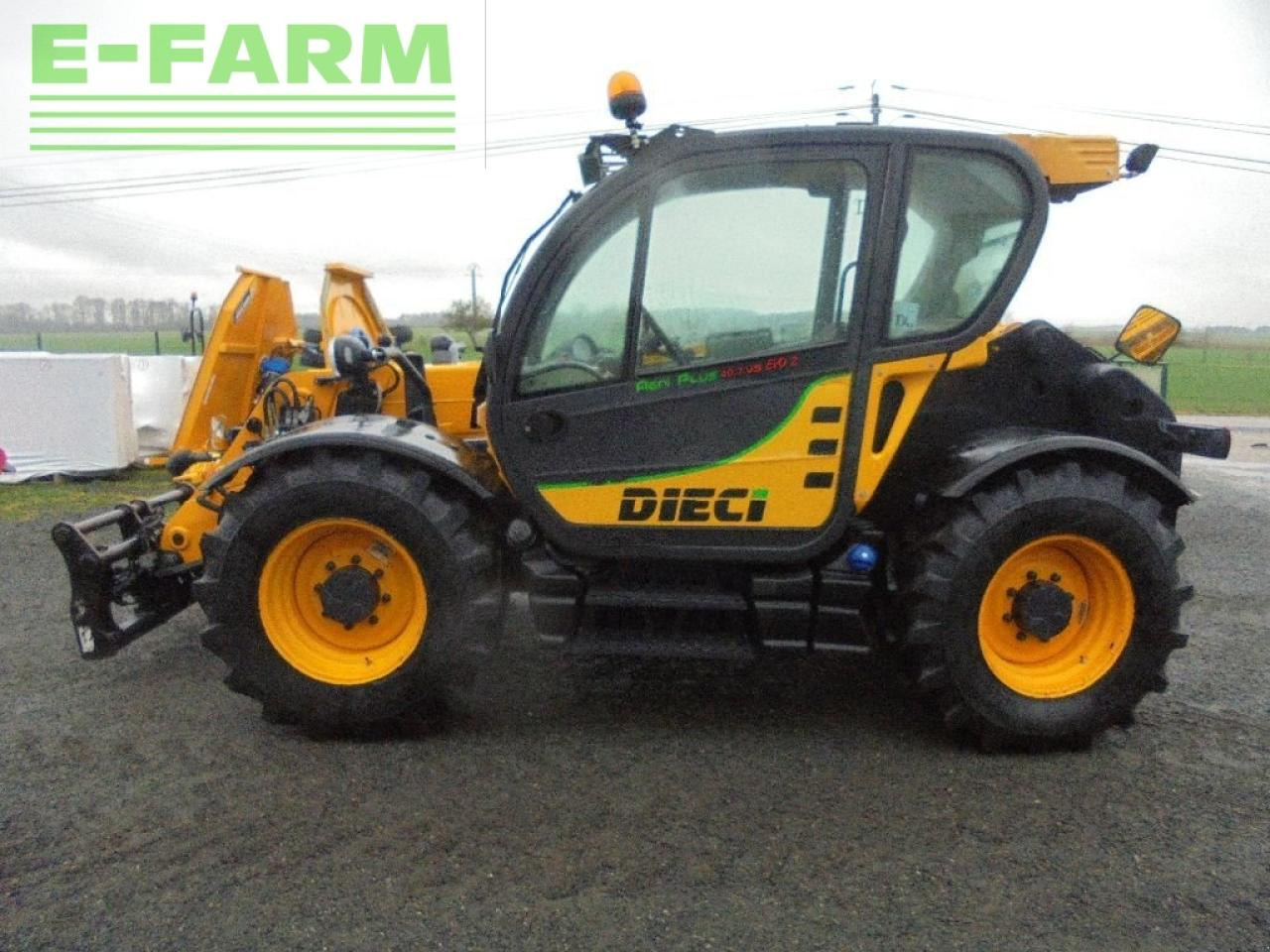 Dieci p 40.7 - Verreiker: afbeelding 4 Dieci p 40.7 - Verreiker: afbeelding 4