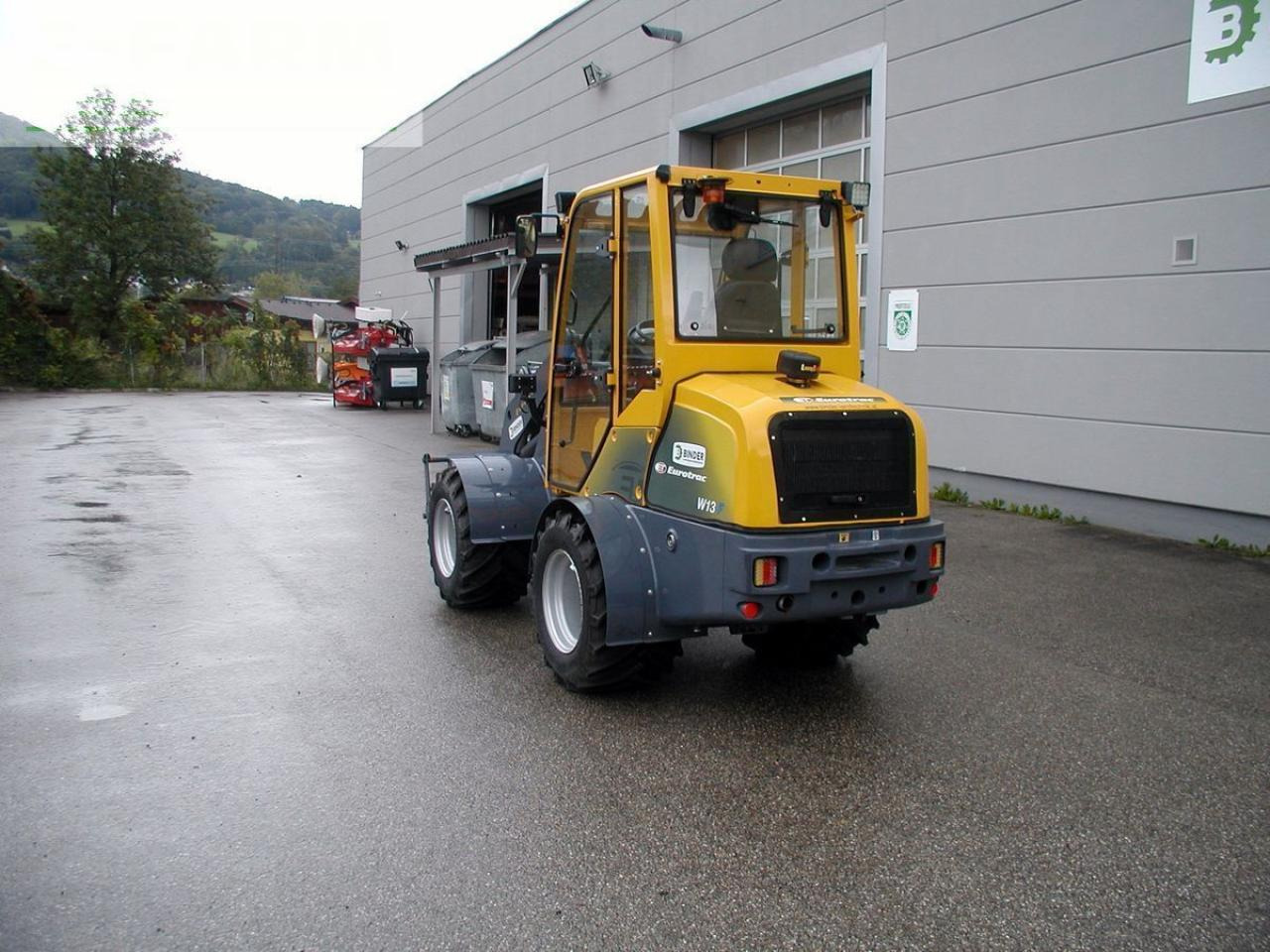 Eurotrac 850 / w13-cf hoflader - Minigraafmachine: afbeelding 4 Eurotrac 850 / w13-cf hoflader - Minigraafmachine: afbeelding 4