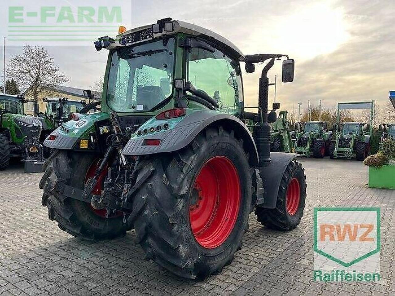 Fendt 313 s4 profi mit frontlader - Tractor: afbeelding 5 Fendt 313 s4 profi mit frontlader - Tractor: afbeelding 5