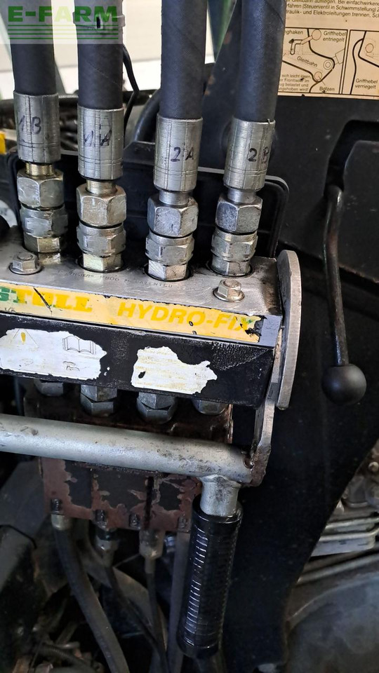 Fendt 412 Vario - Tractor: afbeelding 2 Fendt 412 Vario - Tractor: afbeelding 2