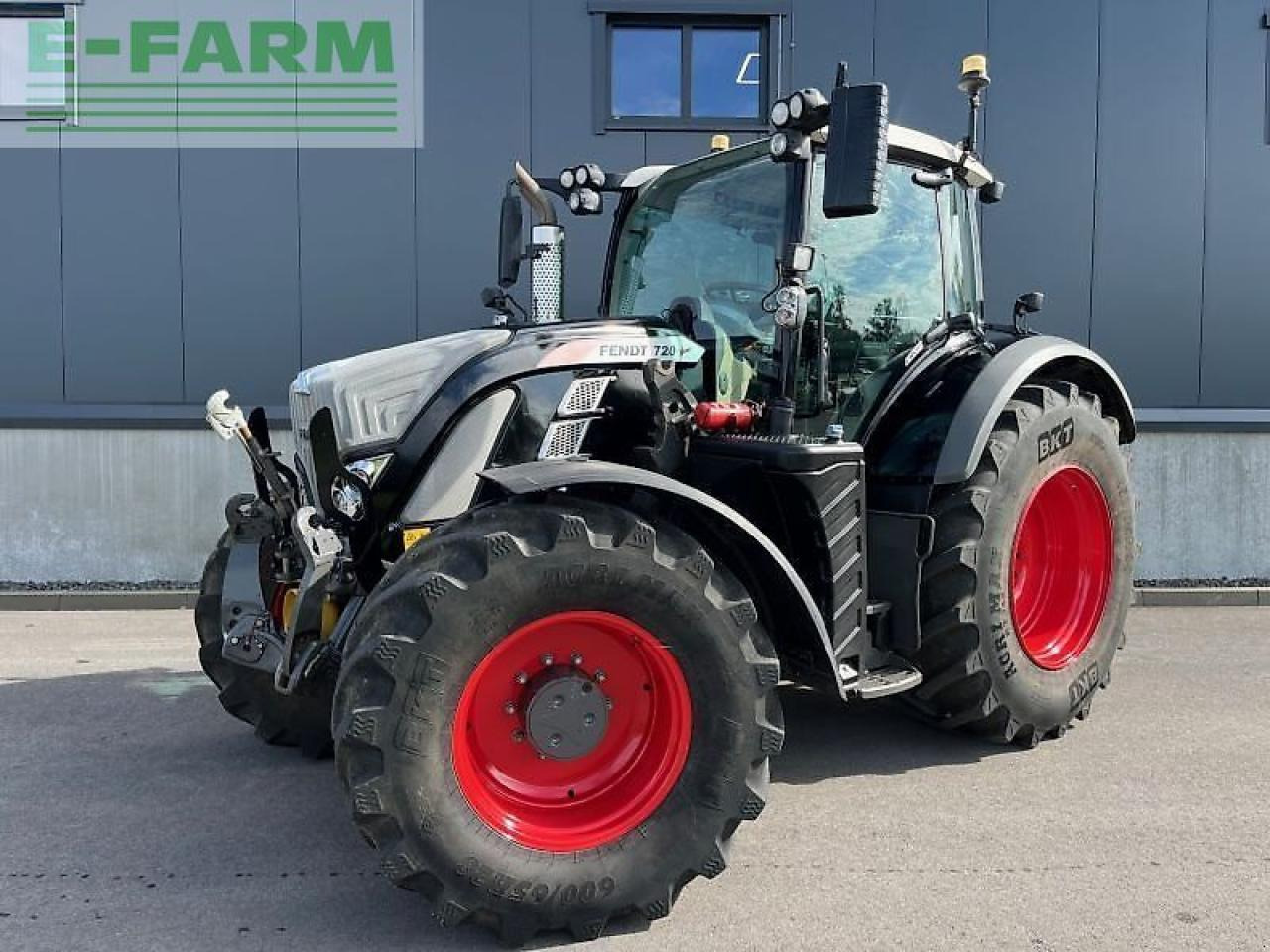 Fendt 720 vario s4 profi Profi - Tractor: afbeelding 1 Fendt 720 vario s4 profi Profi - Tractor: afbeelding 1