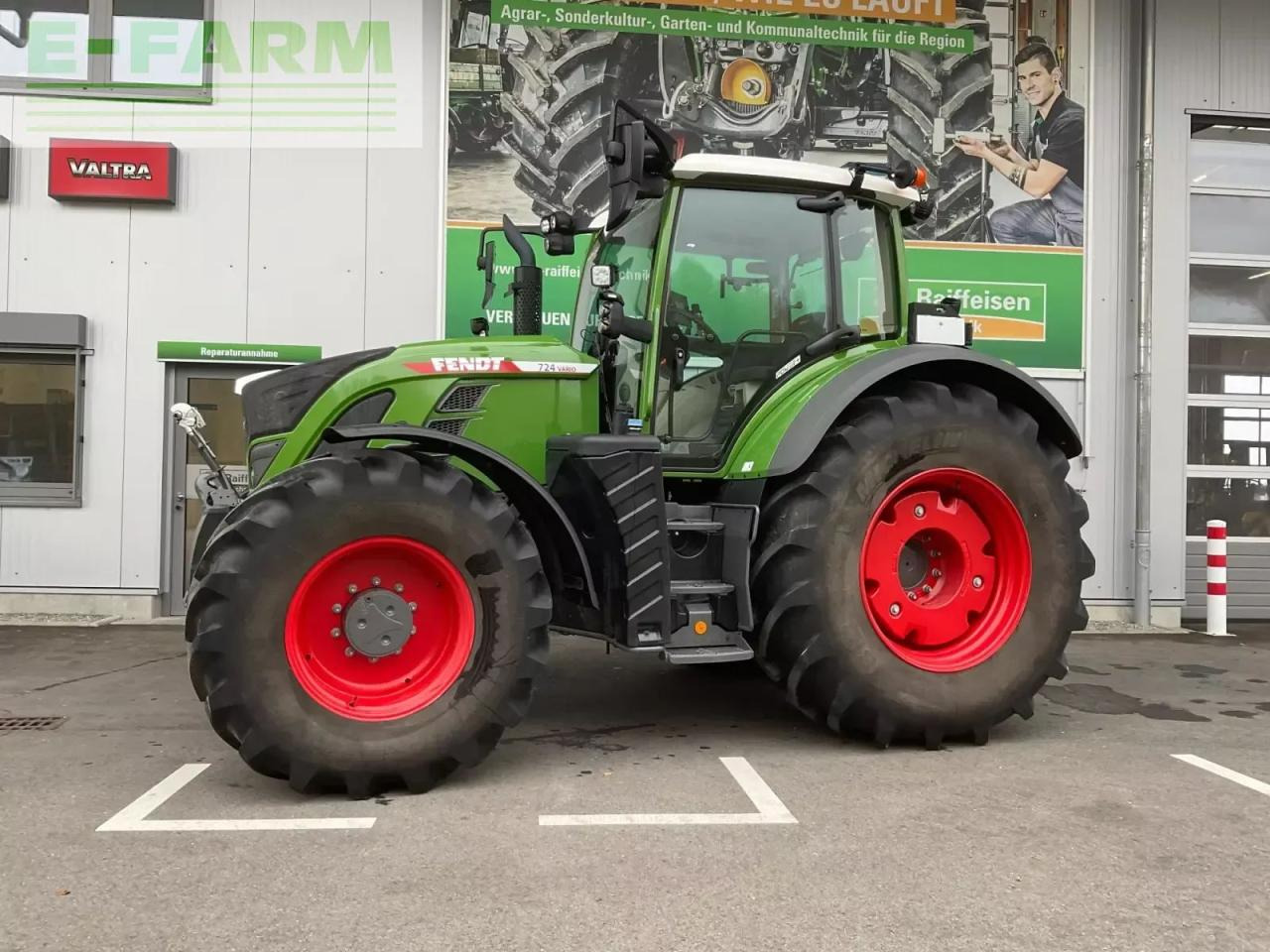 Fendt 724 gen6 power plus setting 2 - Tractor: afbeelding 1 Fendt 724 gen6 power plus setting 2 - Tractor: afbeelding 1