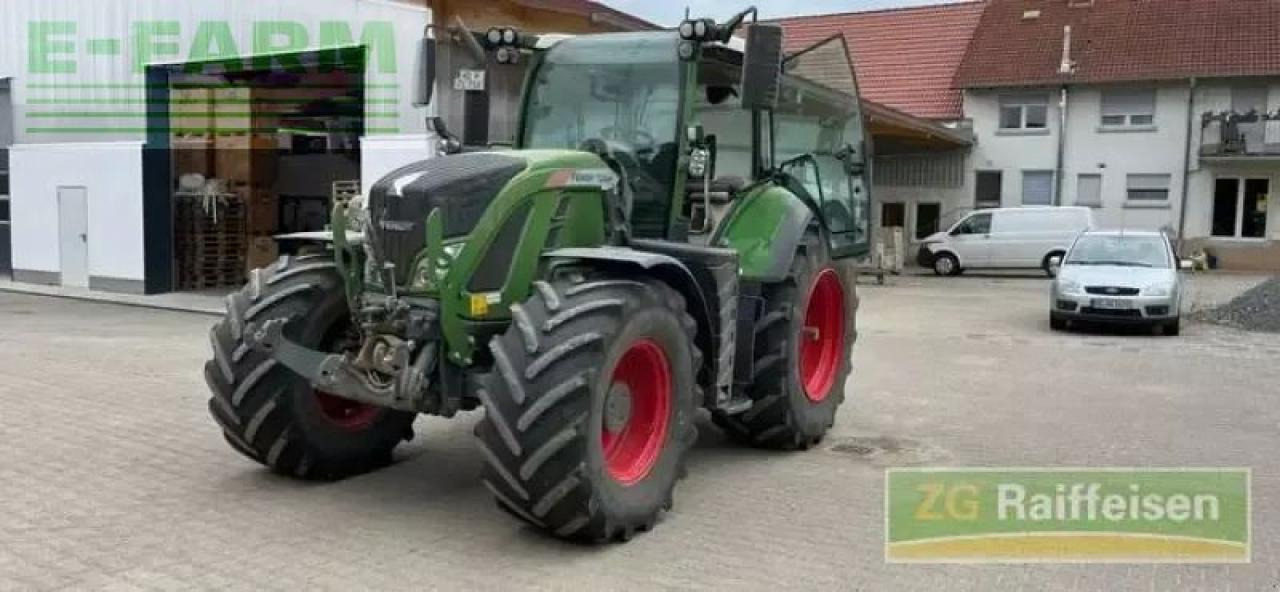 Fendt 724 vario - Tractor: afbeelding 1 Fendt 724 vario - Tractor: afbeelding 1