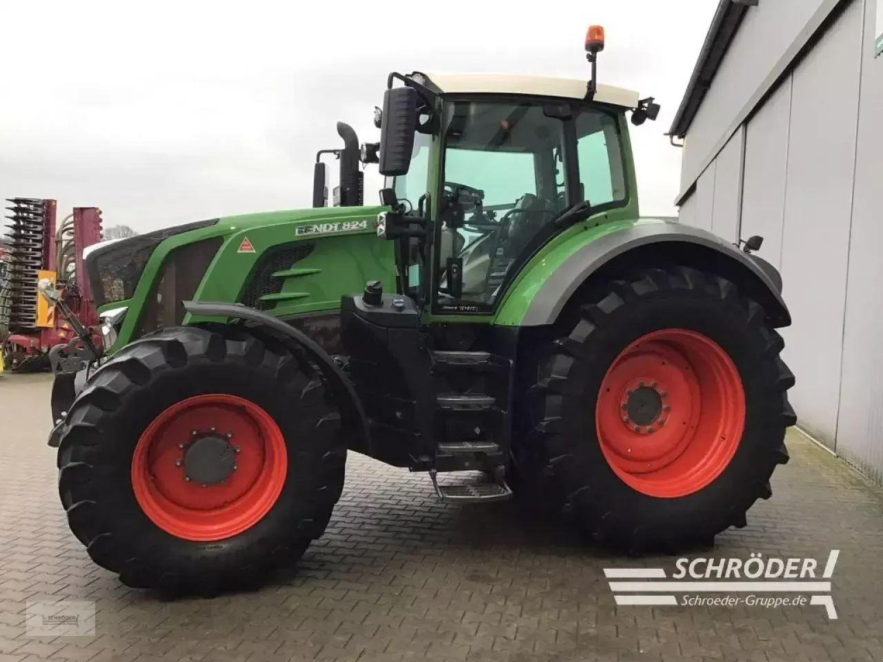 Fendt 824 s4 profi plus - Tractor: afbeelding 4 Fendt 824 s4 profi plus - Tractor: afbeelding 4