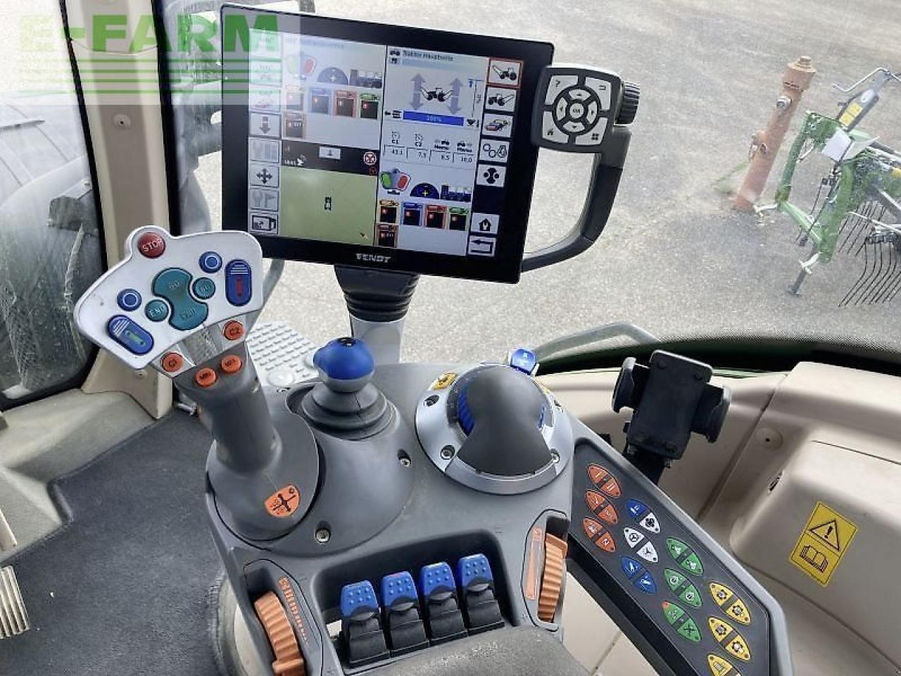 Tractor Fendt 824 vario s4 profi plus ProfiPlus: afbeelding 15