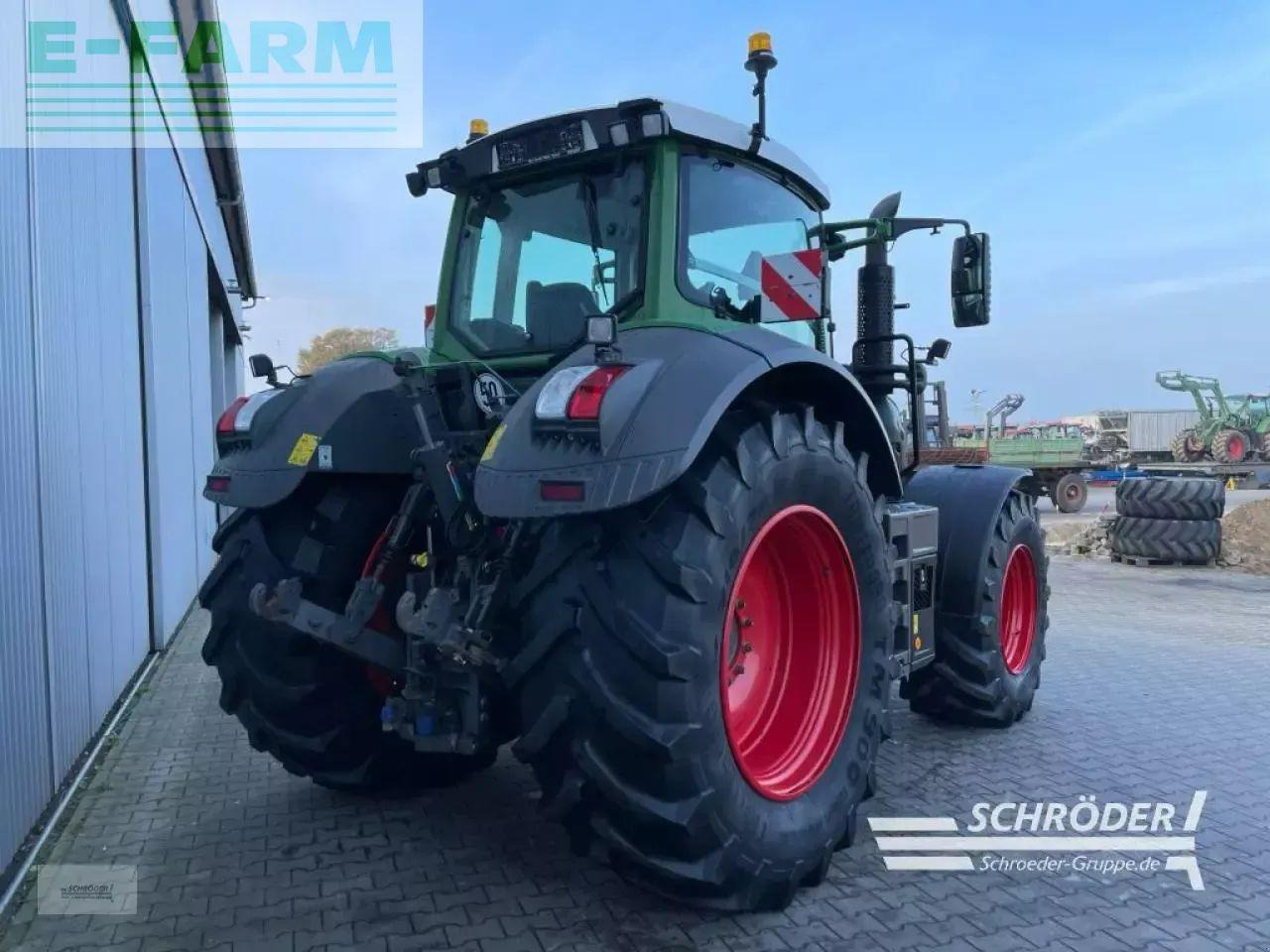 Fendt 824 vario s4 profi plus ProfiPlus - Tractor: afbeelding 3 Fendt 824 vario s4 profi plus ProfiPlus - Tractor: afbeelding 3