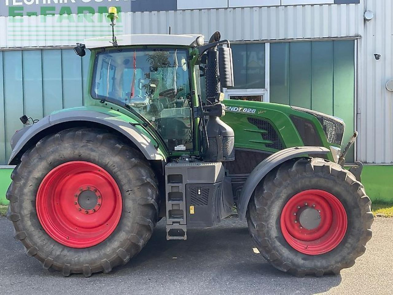 Fendt 828 vario s4 - Tractor: afbeelding 4 Fendt 828 vario s4 - Tractor: afbeelding 4