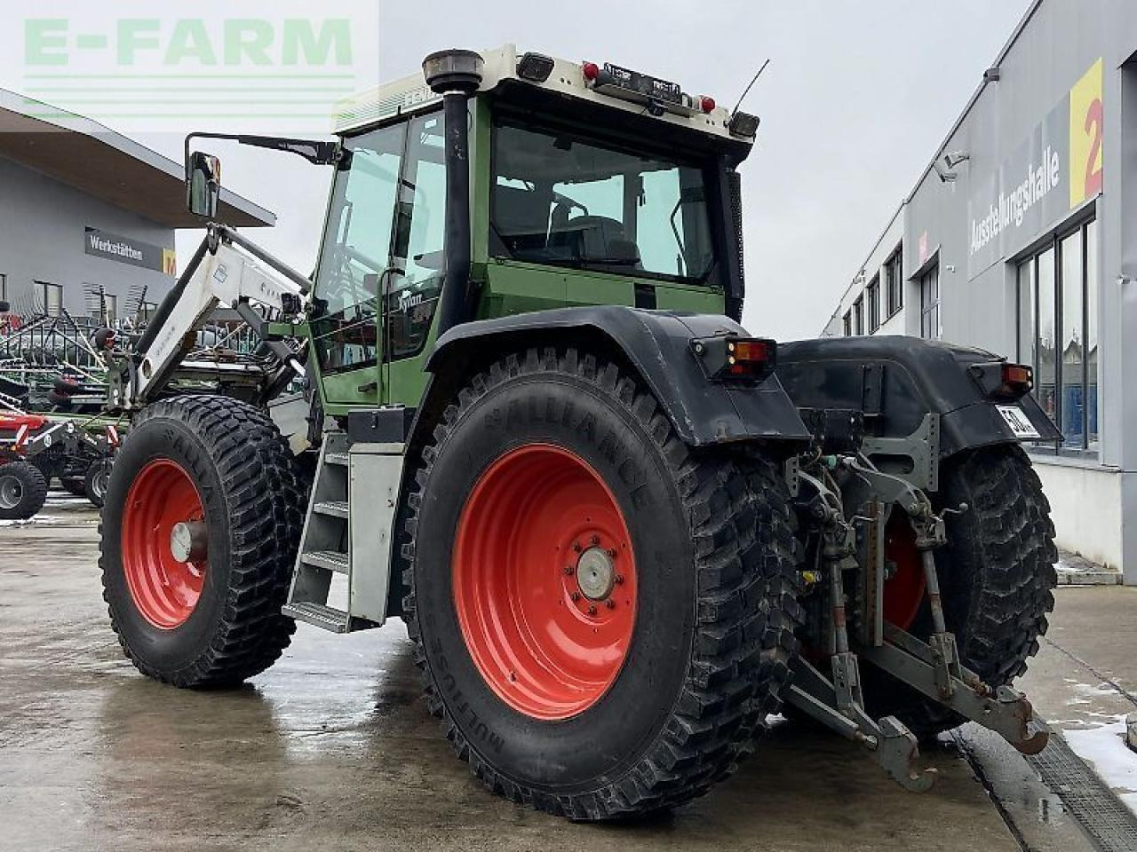 Fendt xylon 524 t - Tractor: afbeelding 2 Fendt xylon 524 t - Tractor: afbeelding 2