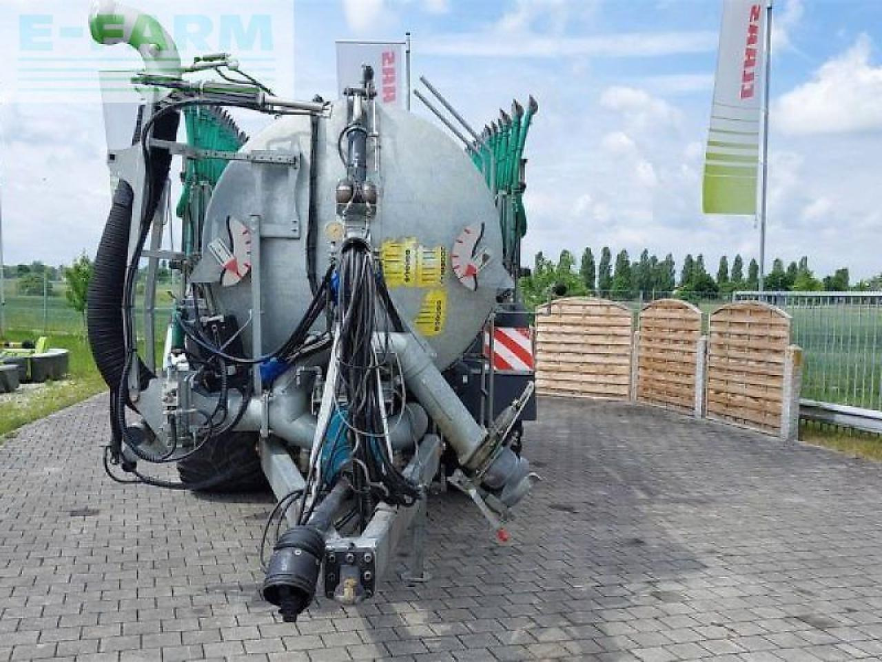 Fliegl pfw 16000 tandem fox - Bemestingstechniek: afbeelding 3 Fliegl pfw 16000 tandem fox - Bemestingstechniek: afbeelding 3