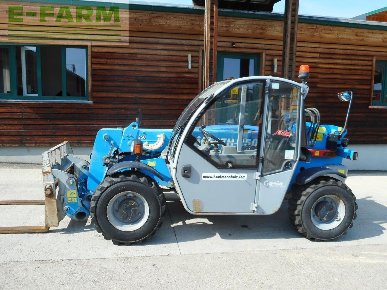 Genie gth2506 ( 2,5t - 5,8m ) nur 193cm bauhöhe!! - Verreiker: afbeelding 1 Genie gth2506 ( 2,5t - 5,8m ) nur 193cm bauhöhe!! - Verreiker: afbeelding 1