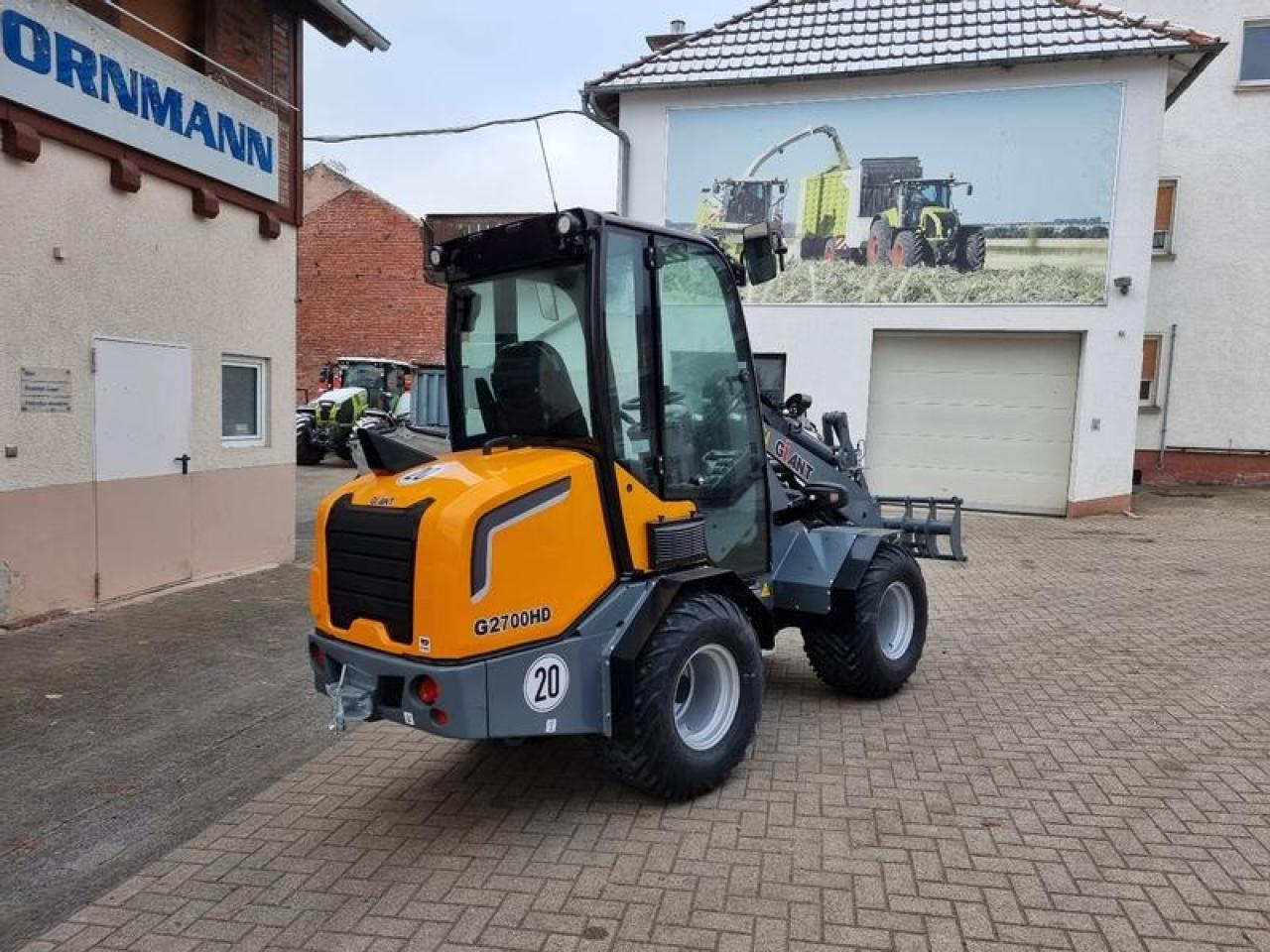 Giant g 2700 hd mit kabine und euro aufnamhe - Wiellader: afbeelding 3 Giant g 2700 hd mit kabine und euro aufnamhe - Wiellader: afbeelding 3