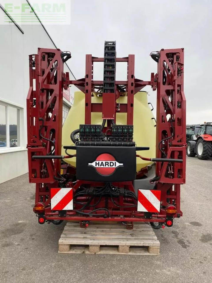 Hardi mega 1200 - Getrokken veldspuit: afbeelding 5 Hardi mega 1200 - Getrokken veldspuit: afbeelding 5
