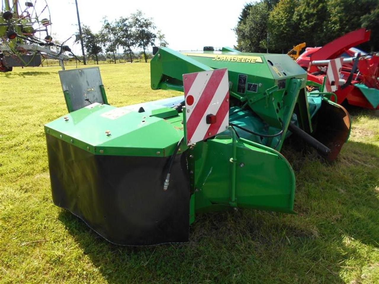 John Deere 131 - Maaimachine: afbeelding 3 John Deere 131 - Maaimachine: afbeelding 3