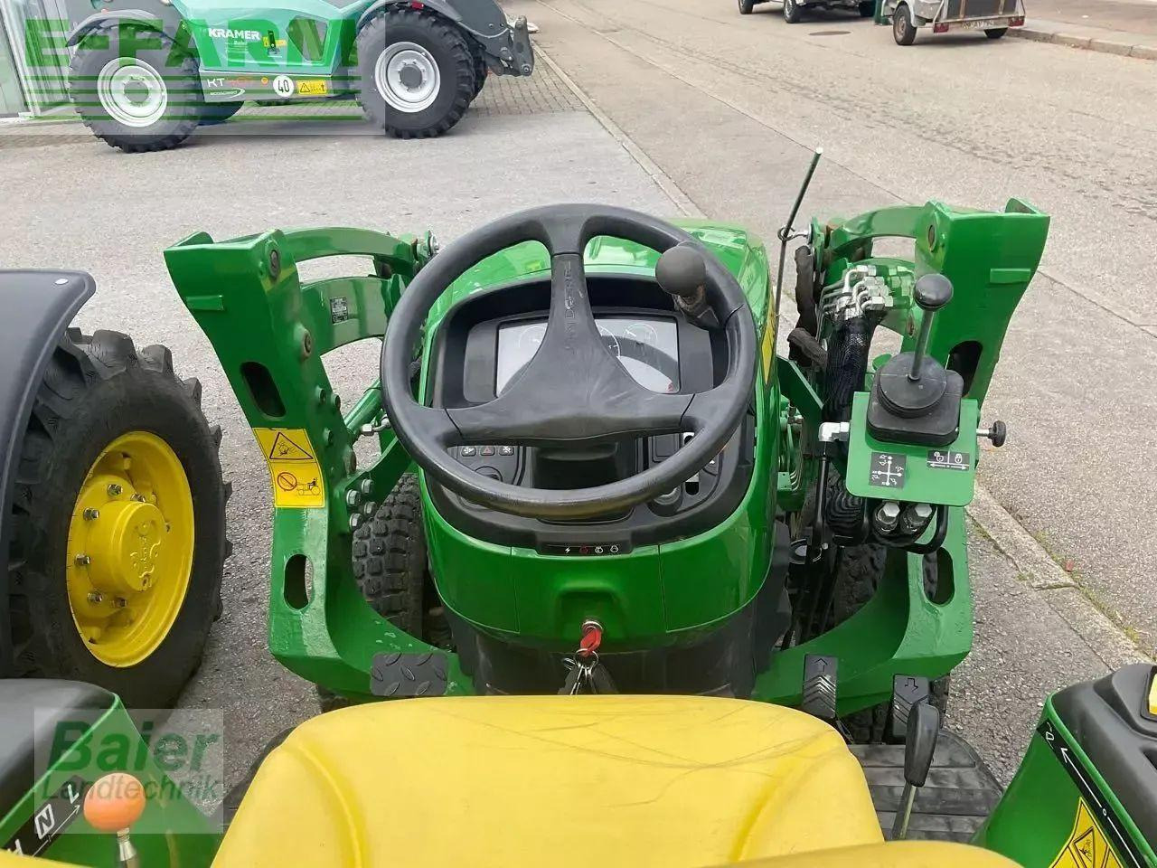 John Deere 3038 e - Tractor: afbeelding 4 John Deere 3038 e - Tractor: afbeelding 4