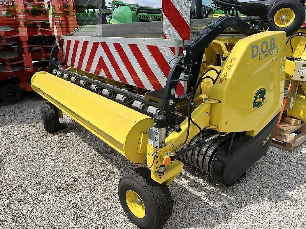 John Deere 30r - Hakselaar toebehoor: afbeelding 2 John Deere 30r - Hakselaar toebehoor: afbeelding 2