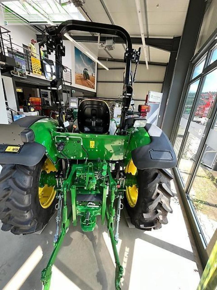 John Deere 5050e - Tractor: afbeelding 4 John Deere 5050e - Tractor: afbeelding 4
