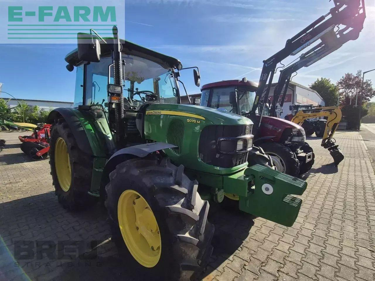 John Deere 5070 m - Tractor: afbeelding 2 John Deere 5070 m - Tractor: afbeelding 2
