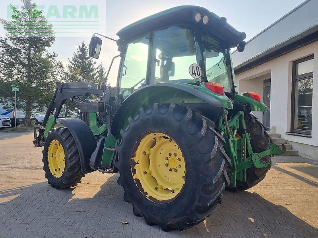 John Deere 5080m - Tractor: afbeelding 5 John Deere 5080m - Tractor: afbeelding 5
