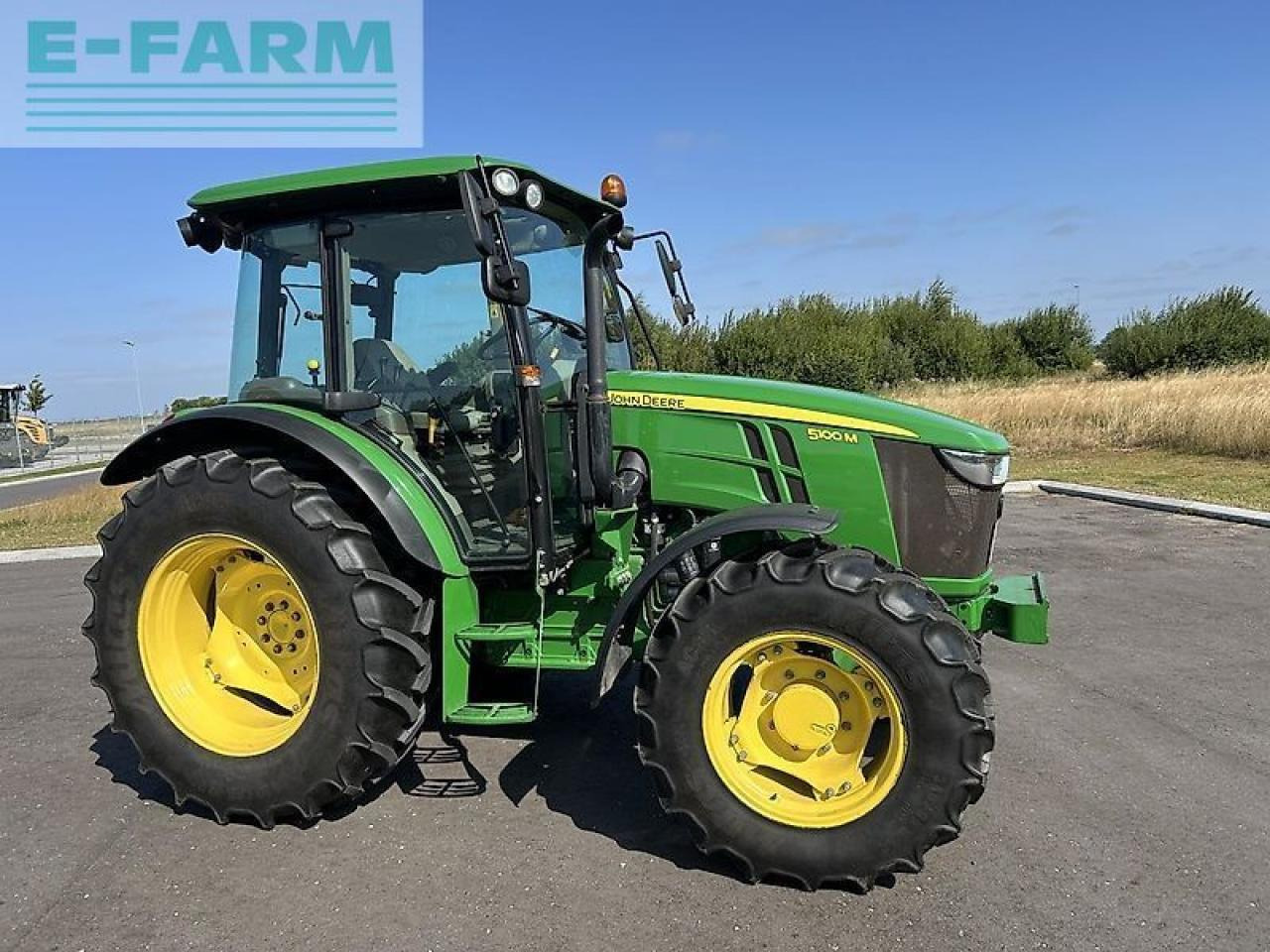 John Deere 5100m - Tractor: afbeelding 3 John Deere 5100m - Tractor: afbeelding 3