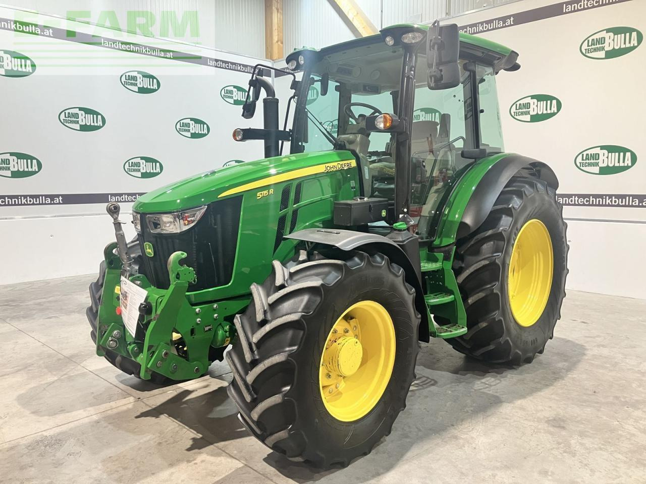 John Deere 5115r - Tractor: afbeelding 1 John Deere 5115r - Tractor: afbeelding 1