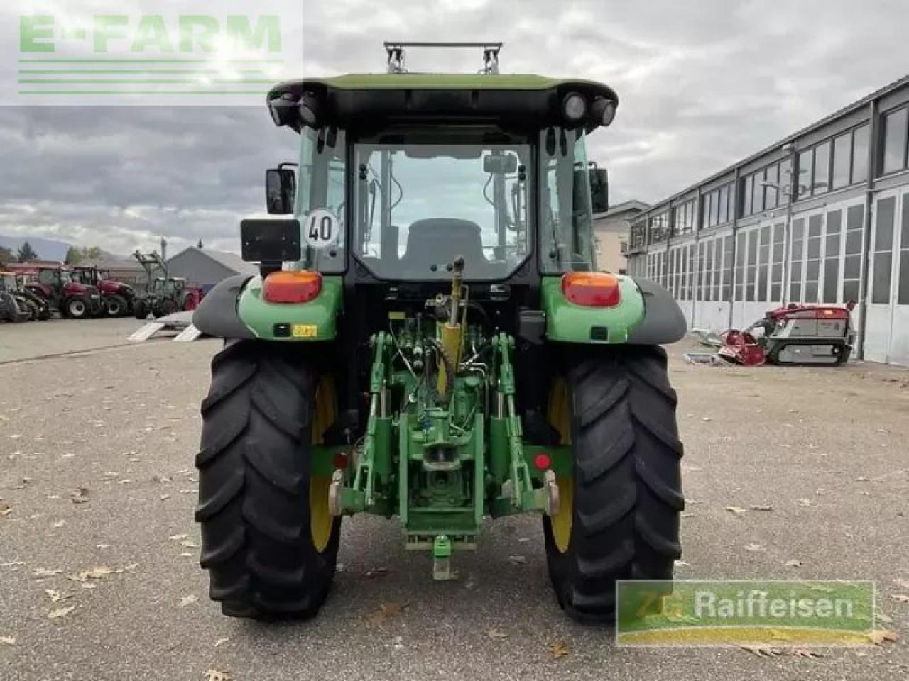 John Deere 5820 - Tractor: afbeelding 5 John Deere 5820 - Tractor: afbeelding 5