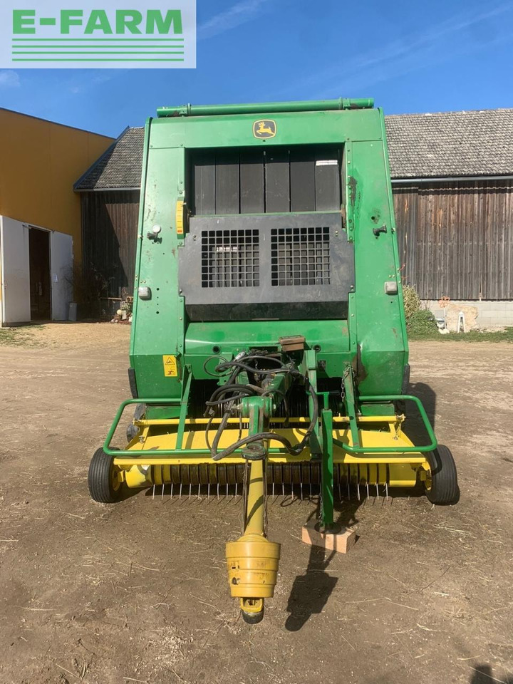 John Deere 592C - Vierkante balenpers: afbeelding 3 John Deere 592C - Vierkante balenpers: afbeelding 3
