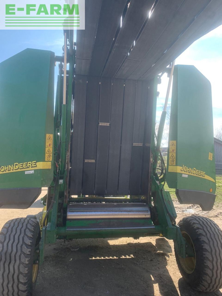 John Deere 592C - Vierkante balenpers: afbeelding 2 John Deere 592C - Vierkante balenpers: afbeelding 2