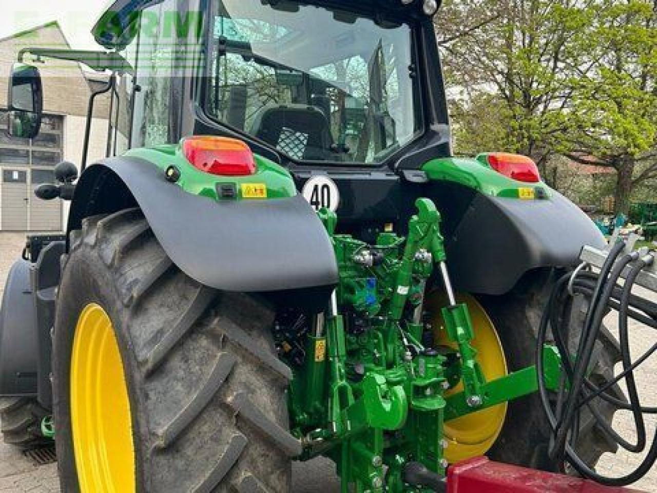 John Deere 6090m - Tractor: afbeelding 4 John Deere 6090m - Tractor: afbeelding 4