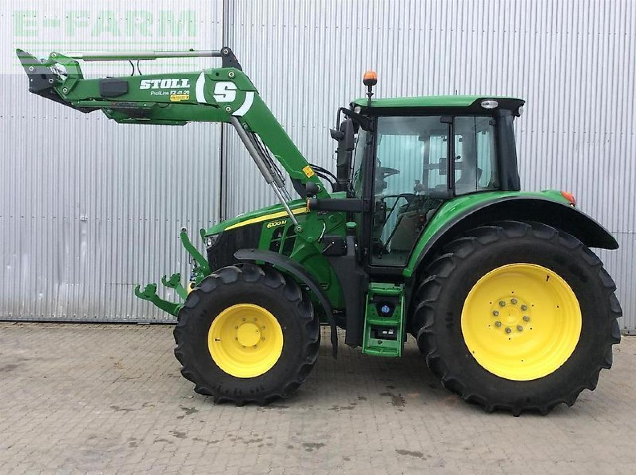 John Deere 6100 m - Tractor: afbeelding 2 John Deere 6100 m - Tractor: afbeelding 2