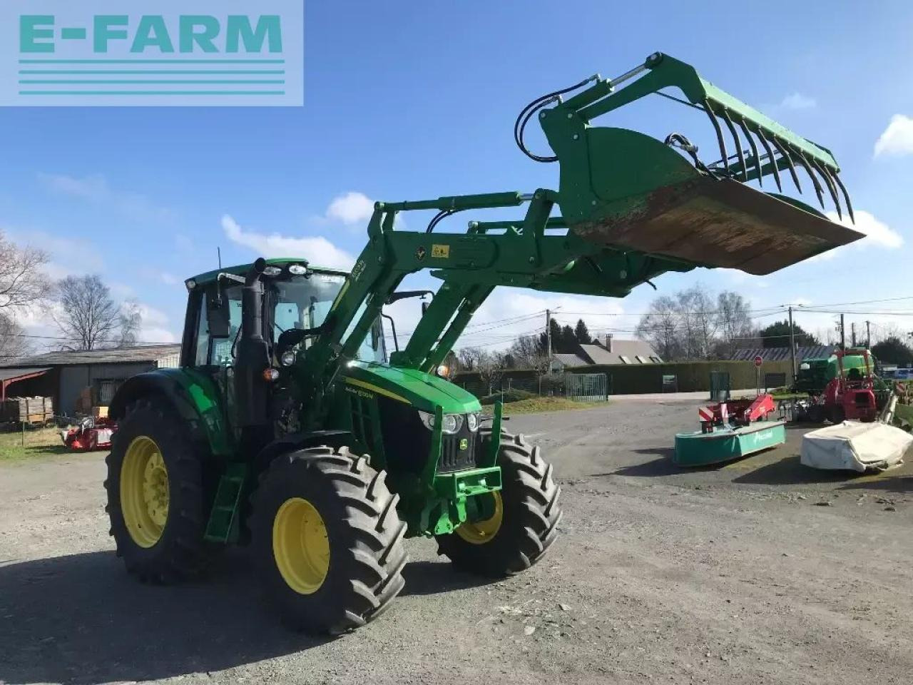 John Deere 6100 m command quad - Tractor: afbeelding 2 John Deere 6100 m command quad - Tractor: afbeelding 2