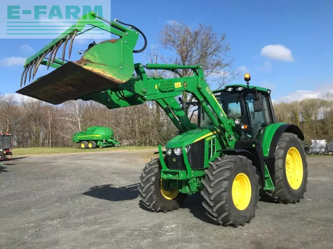 John Deere 6100 m command quad - Tractor: afbeelding 1 John Deere 6100 m command quad - Tractor: afbeelding 1