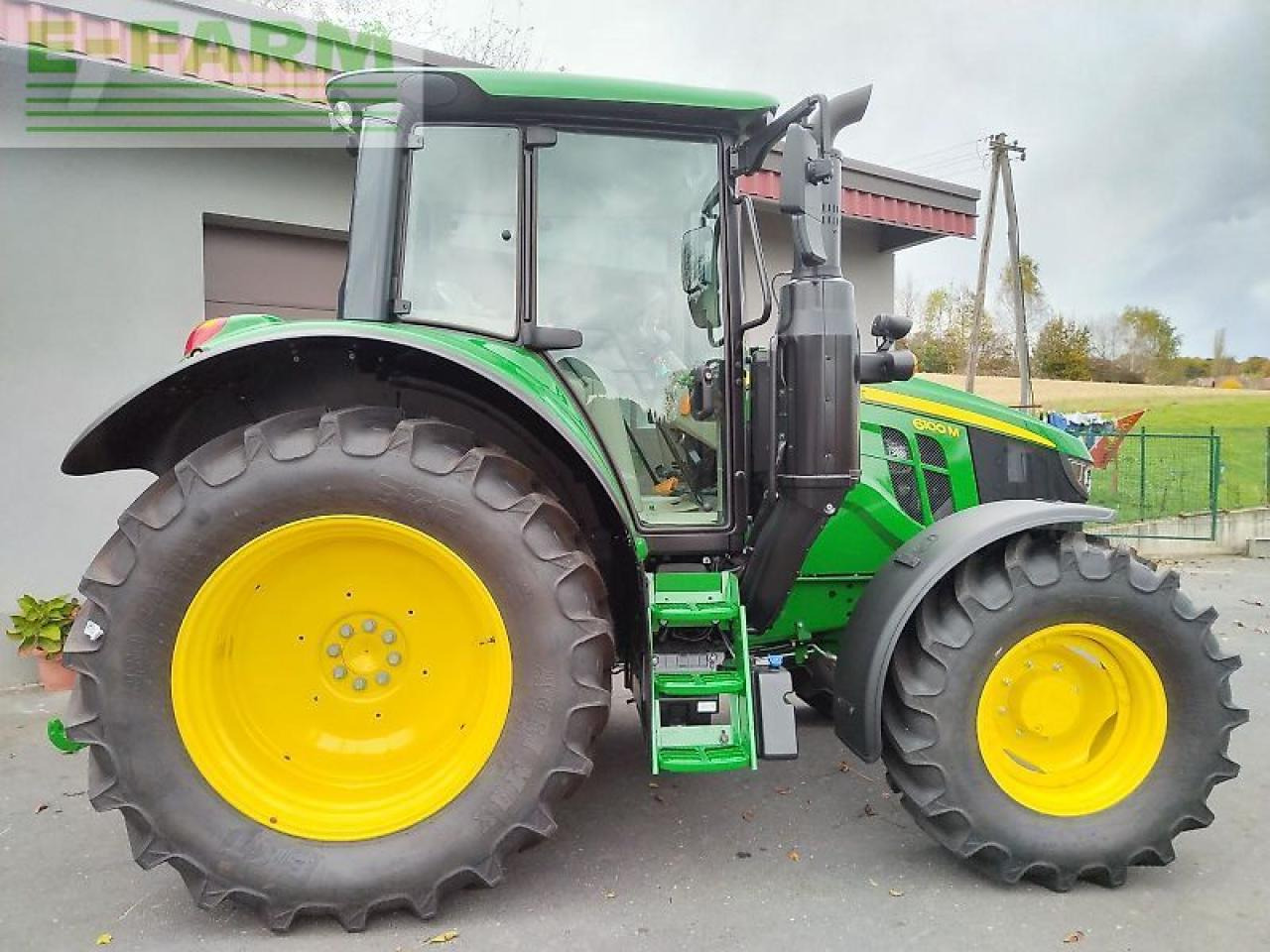 John Deere 6100m - Tractor: afbeelding 5 John Deere 6100m - Tractor: afbeelding 5