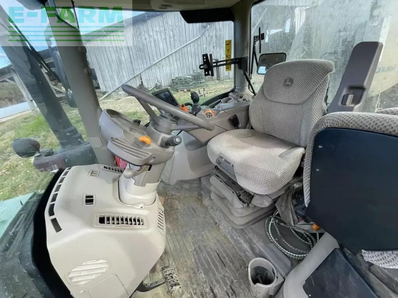 John Deere 6120 r autopower . - Tractor: afbeelding 5 John Deere 6120 r autopower . - Tractor: afbeelding 5