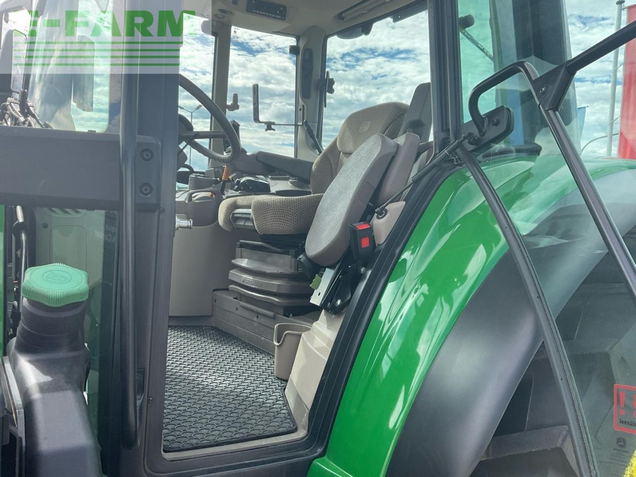 Tractor John Deere 6120M: afbeelding 18