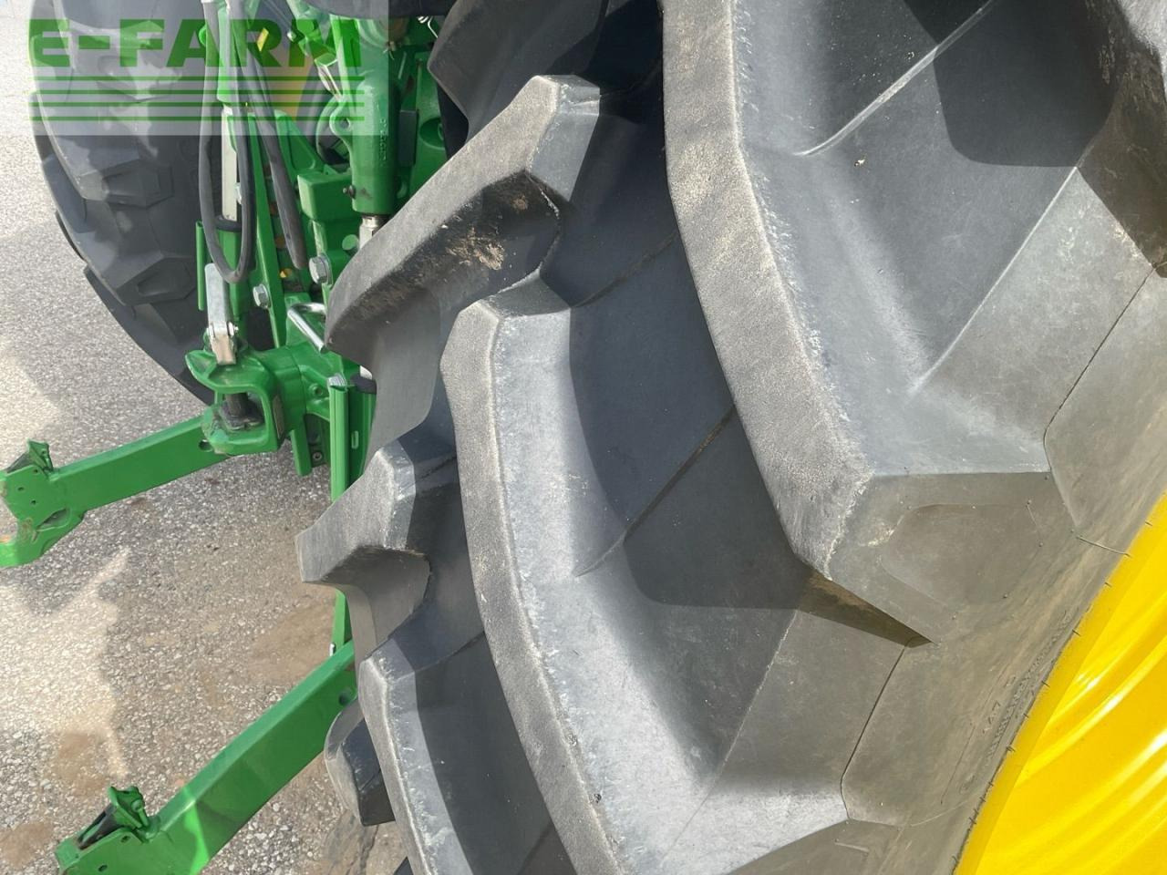 Tractor John Deere 6120M: afbeelding 15