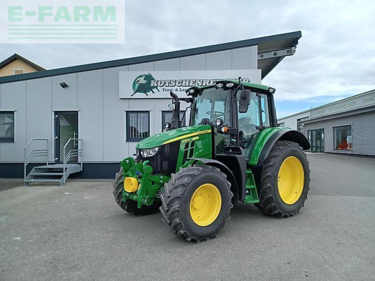 John Deere 6120m - Tractor: afbeelding 1 John Deere 6120m - Tractor: afbeelding 1