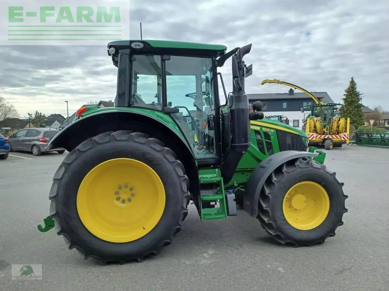 John Deere 6120m - Tractor: afbeelding 3 John Deere 6120m - Tractor: afbeelding 3