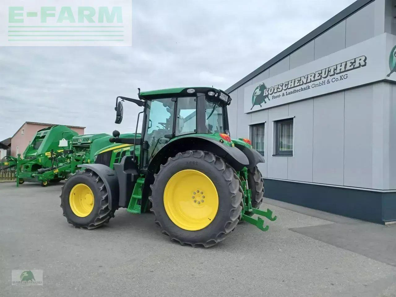 John Deere 6120m - Tractor: afbeelding 2 John Deere 6120m - Tractor: afbeelding 2